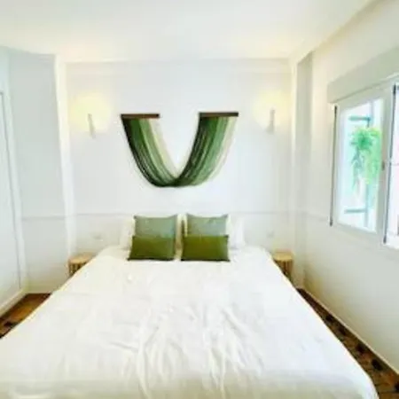 Vieux Centre 아파트