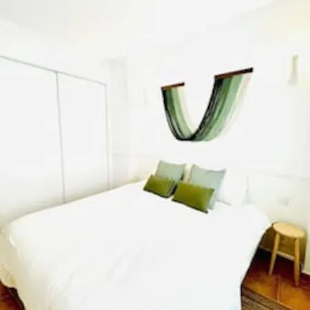 Vieux Centre 아파트 *